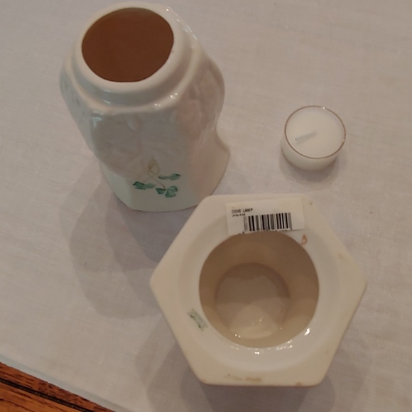 Belleek Candle Holder - Picture 4 of 8